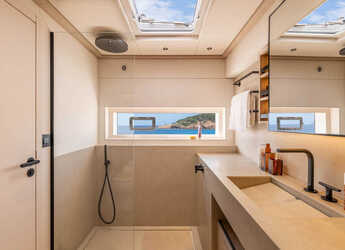 Alquilar catamarán en Nea Peramos - Lagoon Eighty2