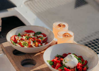 Alquilar catamarán en Alimos Marina - Lagoon 55