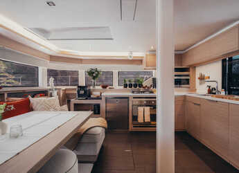 Alquilar catamarán en Alimos Marina - Lagoon 55