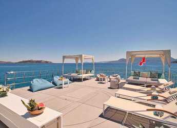 Rent a catamaran in Athens Marina - Pachoud Exploration Helicat 80