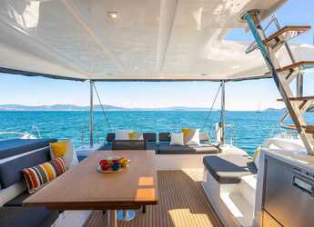 Alquilar catamarán en Marina Kastela - Lagoon 43