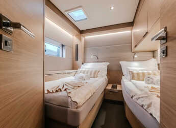 Alquilar catamarán en Marina Kastela - Lagoon 55