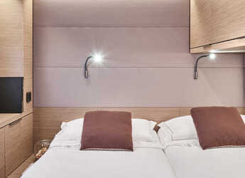 Alquilar catamarán en Marina Kastela - Lagoon 55