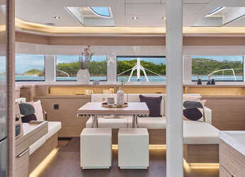 Alquilar catamarán en Marina Kastela - Lagoon 55