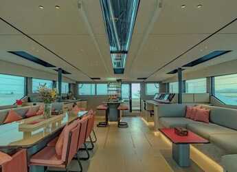 Alquilar catamarán en Cala dei Sardi - McConaghy Boats