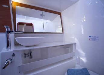 Alquilar velero en ACI Marina Split - Dufour 430 GL