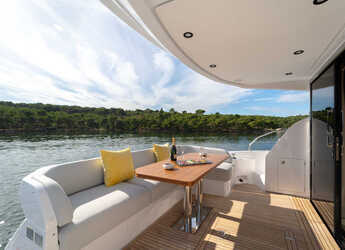 Alquilar lancha en Marina Mandalina - Azimut 53 Fly