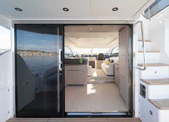 Alquilar lancha en Marina Mandalina - Azimut 53 Fly