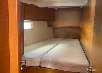 Chartern Sie segelboot in Perigiali Quay - Sun Odyssey 519