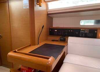 Chartern Sie segelboot in Perigiali Quay - Sun Odyssey 519