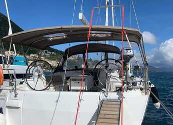 Chartern Sie segelboot in Perigiali Quay - Sun Odyssey 519