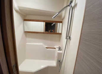 Chartern Sie segelboot in Perigiali Quay - Hanse 458