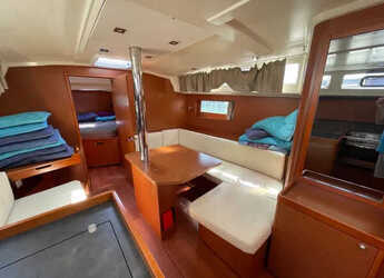 Chartern Sie segelboot in Perigiali Quay - Oceanis 41.1