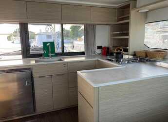 Chartern Sie katamaran in Perigiali Quay - Lagoon 46 