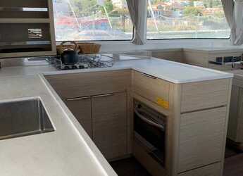 Chartern Sie katamaran in Perigiali Quay - Lagoon 46 