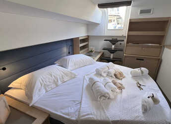 Chartern Sie katamaran in Perigiali Quay - Fountaine Pajot Aura 51