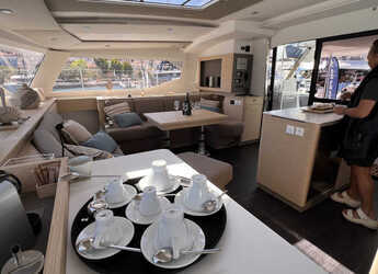 Chartern Sie katamaran in Perigiali Quay - Fountaine Pajot Aura 51
