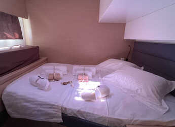 Chartern Sie katamaran in Perigiali Quay - Fountaine Pajot Aura 51