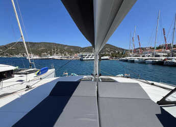 Chartern Sie katamaran in Perigiali Quay - Fountaine Pajot Aura 51