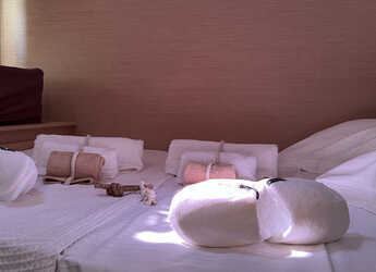 Chartern Sie katamaran in Perigiali Quay - Fountaine Pajot Aura 51