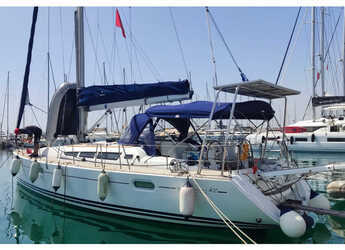 Chartern Sie segelboot in Finikas - Sun Odyssey 42 i