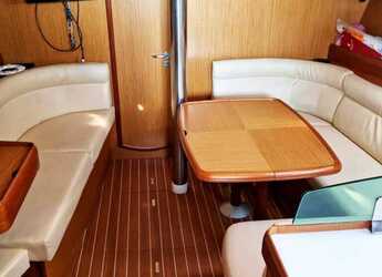 Chartern Sie segelboot in Finikas - Sun Odyssey 42 i