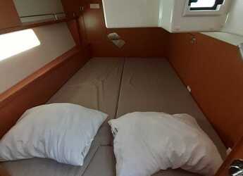 Rent a sailboat in Punta Ala - Bavaria C45