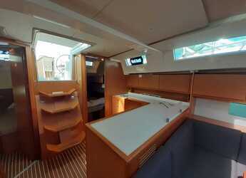 Rent a sailboat in Punta Ala - Bavaria C45