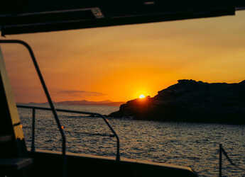 Alquilar catamarán en Lavrion Marina - Moon Yacht 65