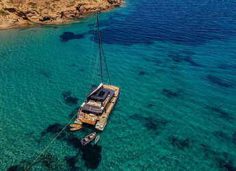 Alquilar catamarán en Lavrion Marina - Moon Yacht 65