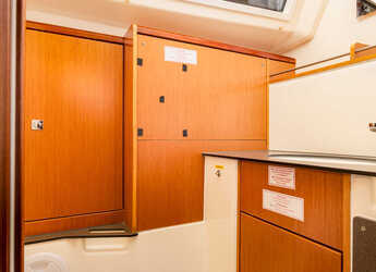 Chartern Sie segelboot in Punat - Bavaria Cruiser 37 - 3 cab.