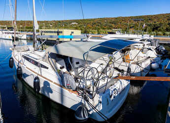 Chartern Sie segelboot in Punat - Sun Odyssey 349 - 3 cab.