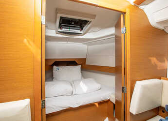 Chartern Sie segelboot in Punat - Sun Odyssey 349 - 3 cab.