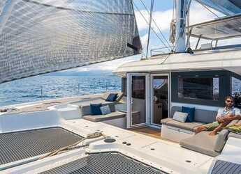 Louer catamaran à Cala dei Sardi - Lagoon 60