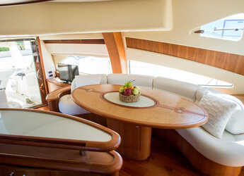 Alquilar yate en Marina Lav - Aicon 56