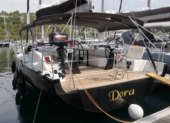 Alquilar velero en Marina Baotić - More 55