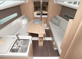 Chartern Sie segelboot in Port Purcell, Joma Marina - Oceanis 30.1