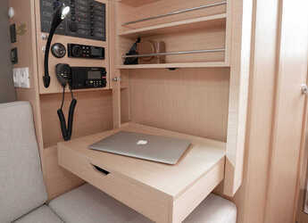 Chartern Sie segelboot in Port Purcell, Joma Marina - Oceanis 30.1