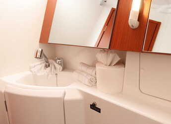 Chartern Sie segelboot in Port Purcell, Joma Marina - Oceanis 31