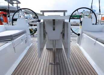 Chartern Sie segelboot in Port Purcell, Joma Marina - Oceanis 38.1 - 2 cab.