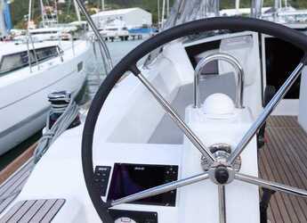 Chartern Sie segelboot in Port Purcell, Joma Marina - Oceanis 38.1 - 2 cab.