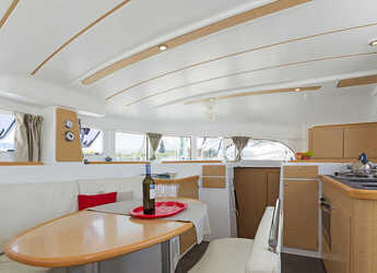 Alquilar catamarán en Lavrion Marina - Lagoon 380 