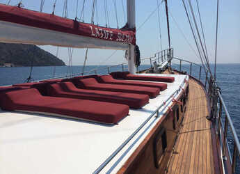 Rent a schooner in Poseidon Marina - Latife Sultan