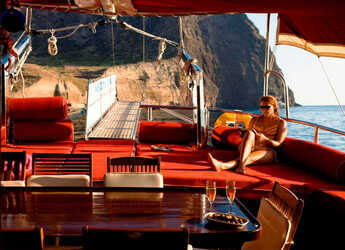 Rent a schooner in Poseidon Marina - Latife Sultan