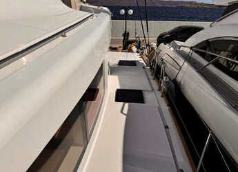 Alquilar catamarán en Olympic Marine - Lagoon 52F