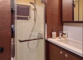 Rent a catamaran in Marina Skiathos  - Lagoon 52F