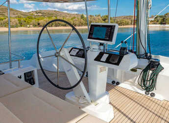 Rent a catamaran in Marina Skiathos  - Lagoon 52F