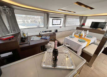 Chartern Sie katamaran in Paros Marina - Lagoon 46 - 4 + 2 cab.