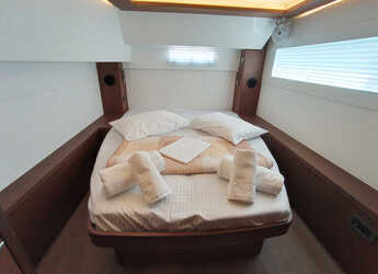 Chartern Sie katamaran in Paros Marina - Lagoon 46 - 4 + 2 cab.