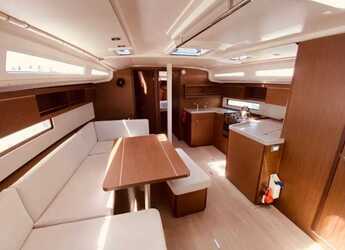 Alquilar velero en Puerto de Lefkas - Oceanis 40.1